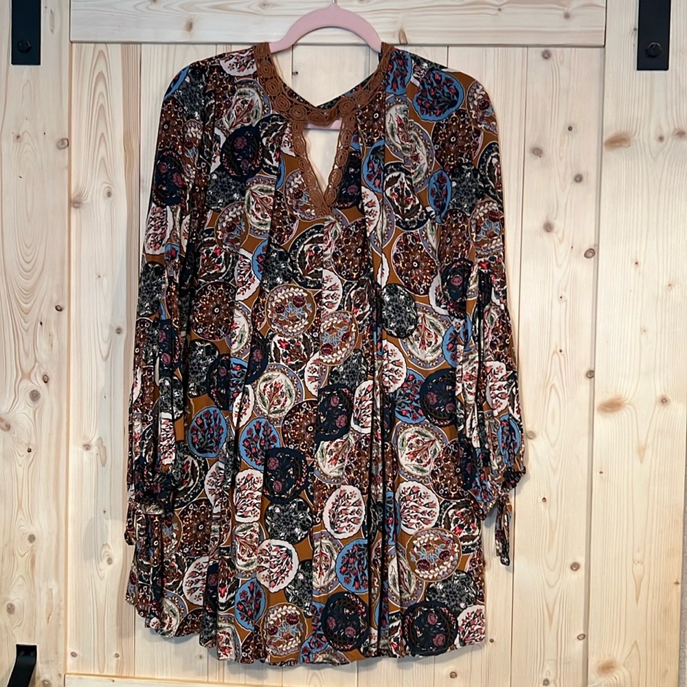 Umgee Women’s Brown Floral Print Tunic Mini Dress‎ Long Sleeve Size Medium